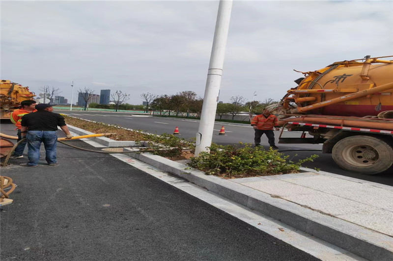 松潘雨水管道清淤-污水管道清洗