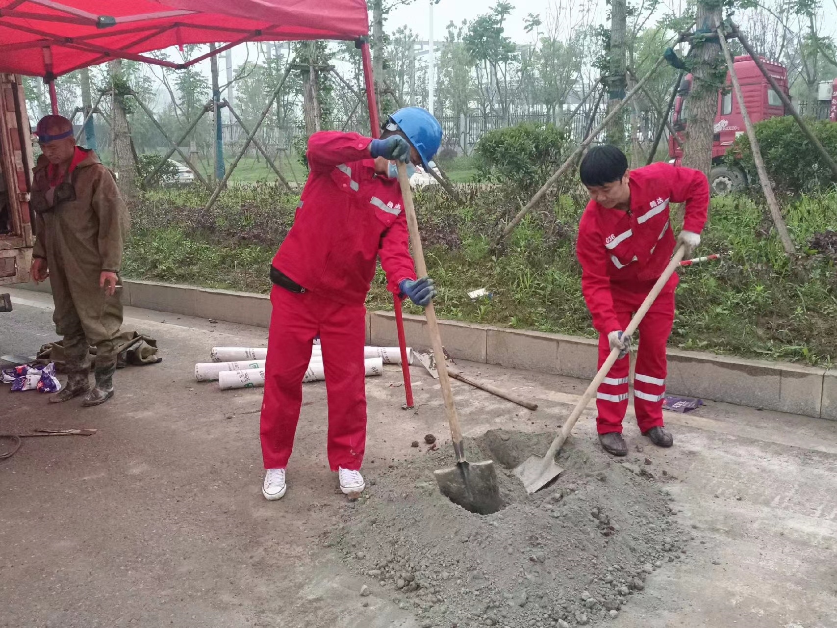 松潘管道疏通哪家好】及时进行市政管道清淤